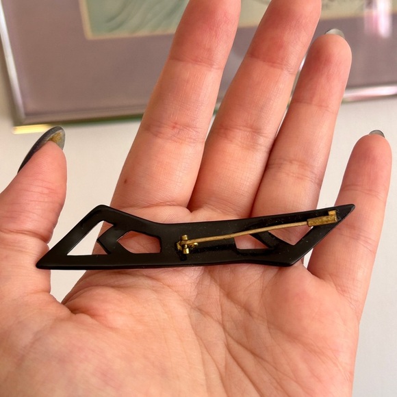 Art Deco Rhinestone Bow Brooch – Late 1920s to 1930s Celluloid Plastic Pin - Picture 4 of 7